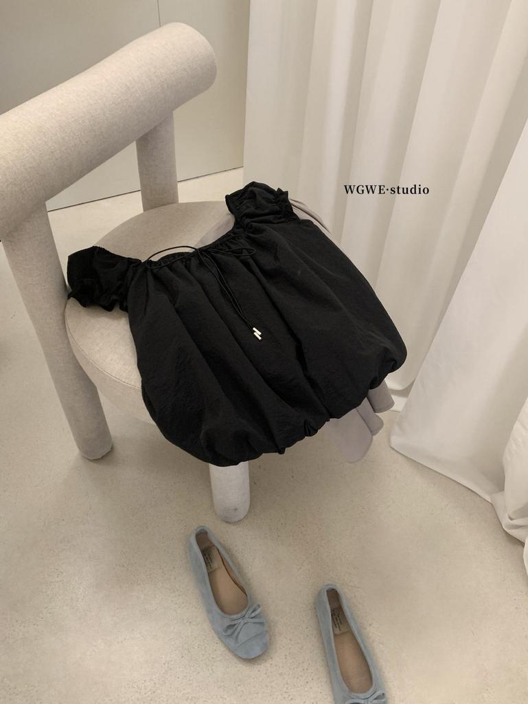 Guangzhou Thirteen - New Spring/Summer Puff Sleeve Bud-shaped Elastic Collar Bow Knot Blouse