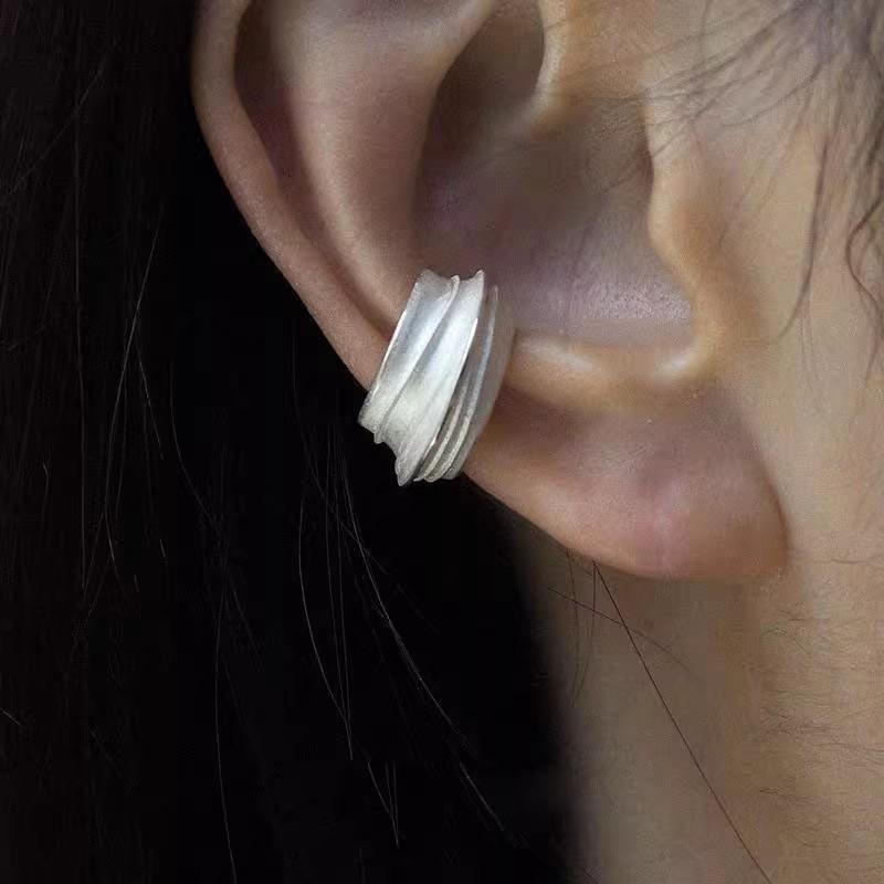 Punk Irregular Geometric Ear Cuff Earrings for Women Men Girls Non-Piercing Silvery Metal Ear Clip Earring Fashion Jewelry Party
