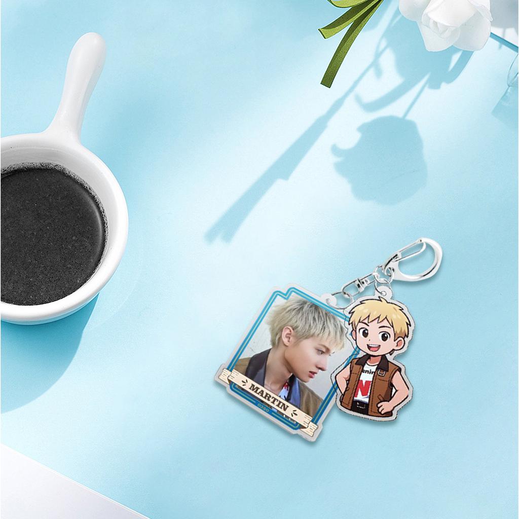 Brelok z gwiazdą słynnego boysbandu, zawieszka kolekcjonerska, kolekcjonerski, odpowiedni prezent dla fana gwiazdy