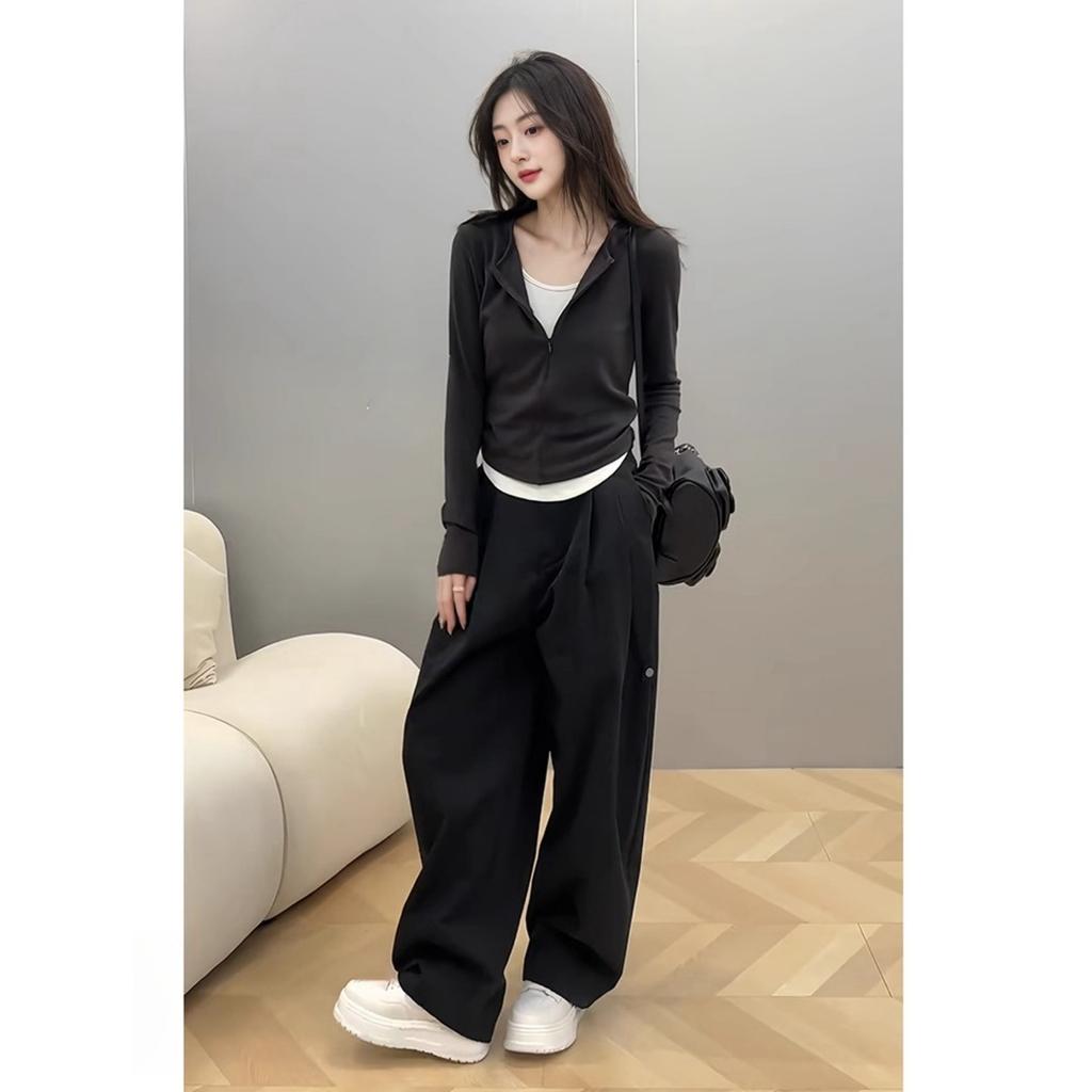 Black and white contrasting color splicing bottoming shirt women's spring waist pleated fake two-piece top half zipper long-sleeved T-shirt