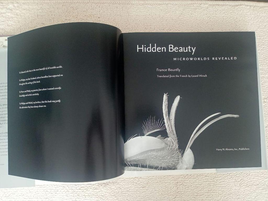 [USED] Photobook: Hidden Beauty Microworlds Revealed