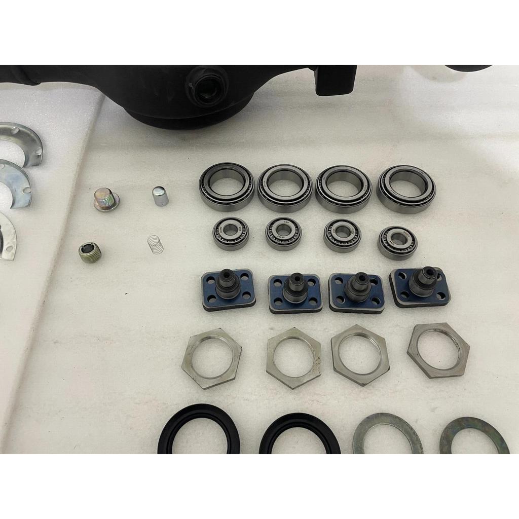 KIT COMPLETO ALLOGGIAMENTO ASSE ANTERIORE OEM SUZUKI SAMURAI 85-95 46480M83304 |Adatto Per