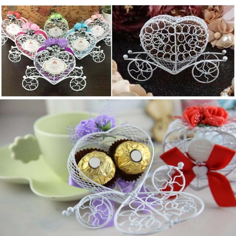 Metal Candy Boxes for Wedding Party Decorations Gift Bags with Ribbons Flower Souvenirs Gift for Guests Carriage Style