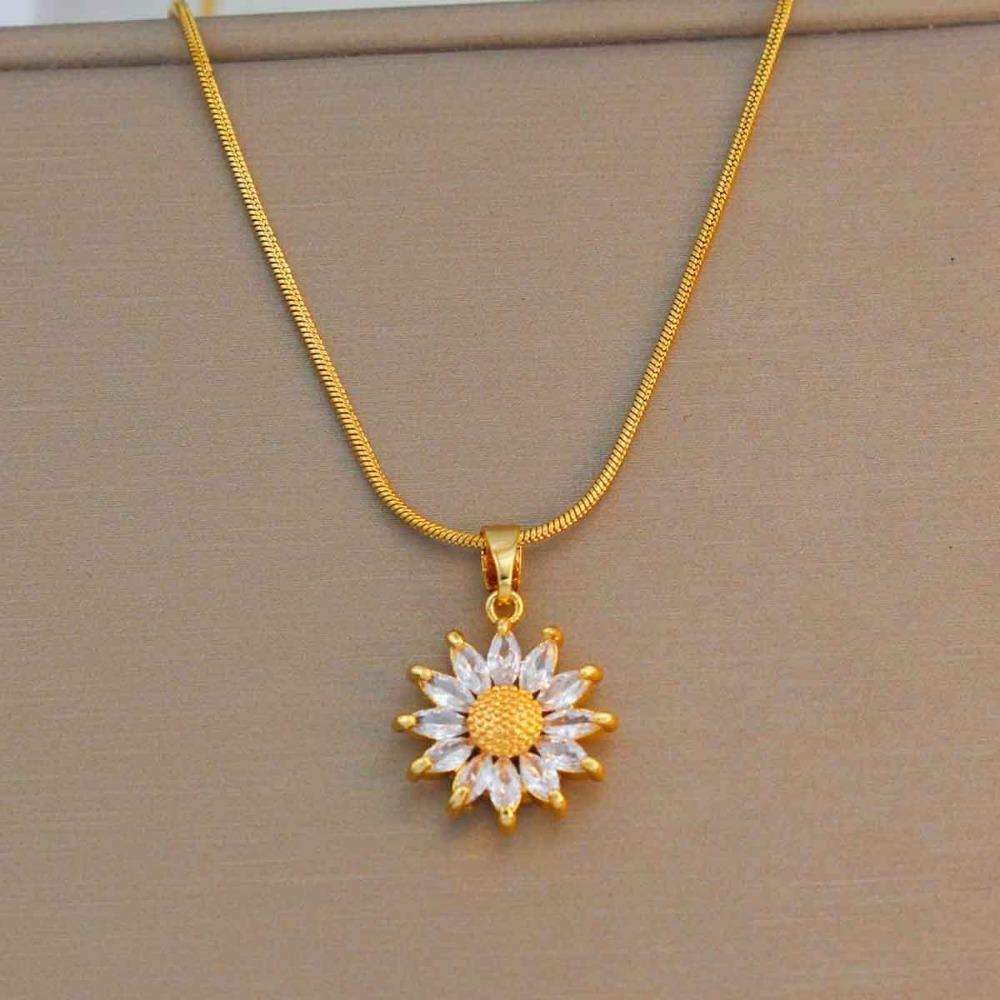 Necklace Women Do Not Fade Summer Small Cute Temperament Titanium Steel Necklace Versatile High-end Jewelry Simple Collarbone Chain