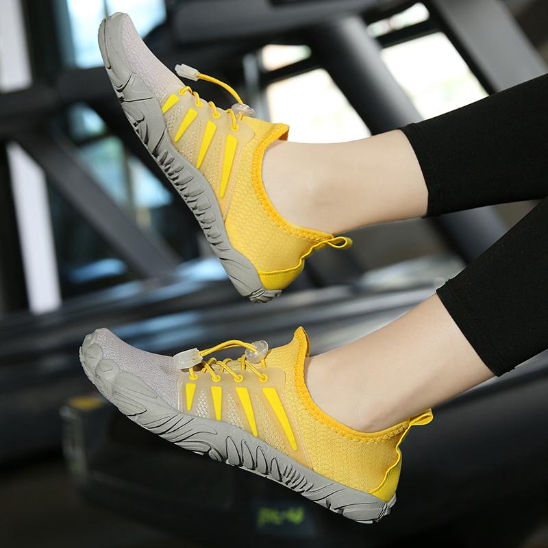 Fashion New Couple Water Shoes Aqua Shoes Five-finger Swimming Shoes 35-46 Size Beach Sports Shoes Fashion Men's Fitness Shoes