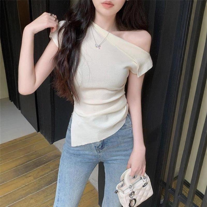 Pure Desire Sexy Slanted Shoulder Knitted Sweater Women's Summer Design Feeling Open Shoulder Irregular One-word Shoulder Shirt Spice Girl Short Top