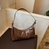 Korean niche croissant bag autumn and winter new girls high-end messenger bag daily commute armpit bag fashionable and versatile