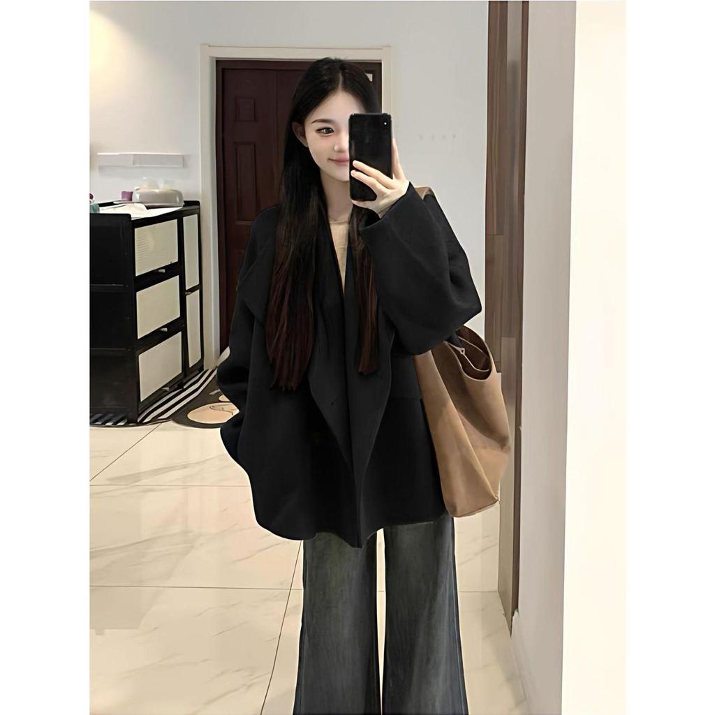 Women's 2025 Korean Style Loose Woolen Coat - Autumn/Winter Temperament