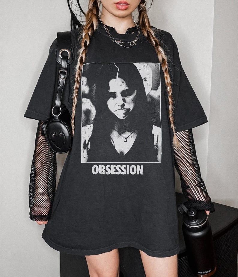 Vintage OBSESSION T-Shirt, Frowning Nikki Grafik-T-Shirt, Gothic Horror Tee
