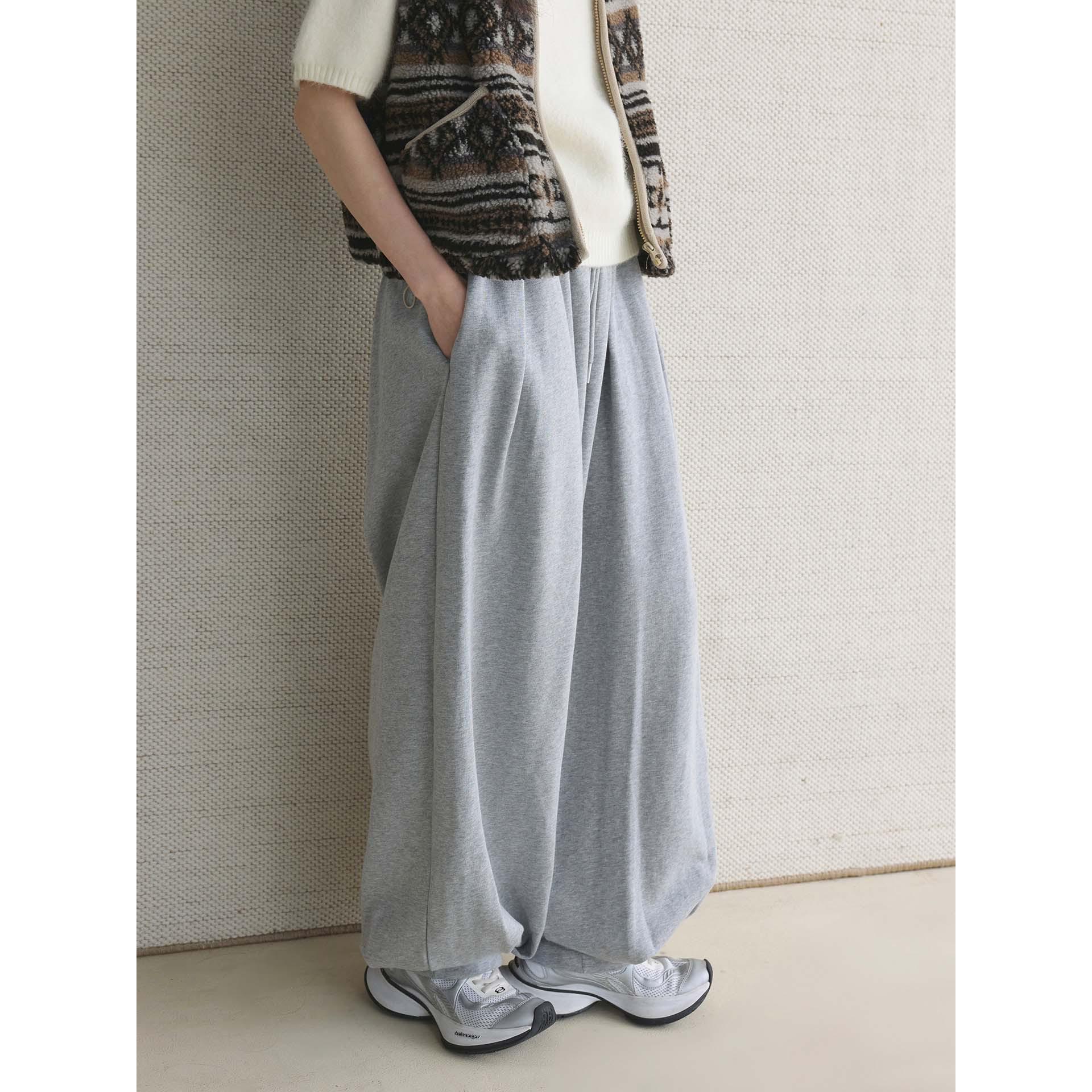 Xu Man Korean Style Relaxed Fit 3D Pleated Wide-Leg Drapey Sweatpants for Women Medium