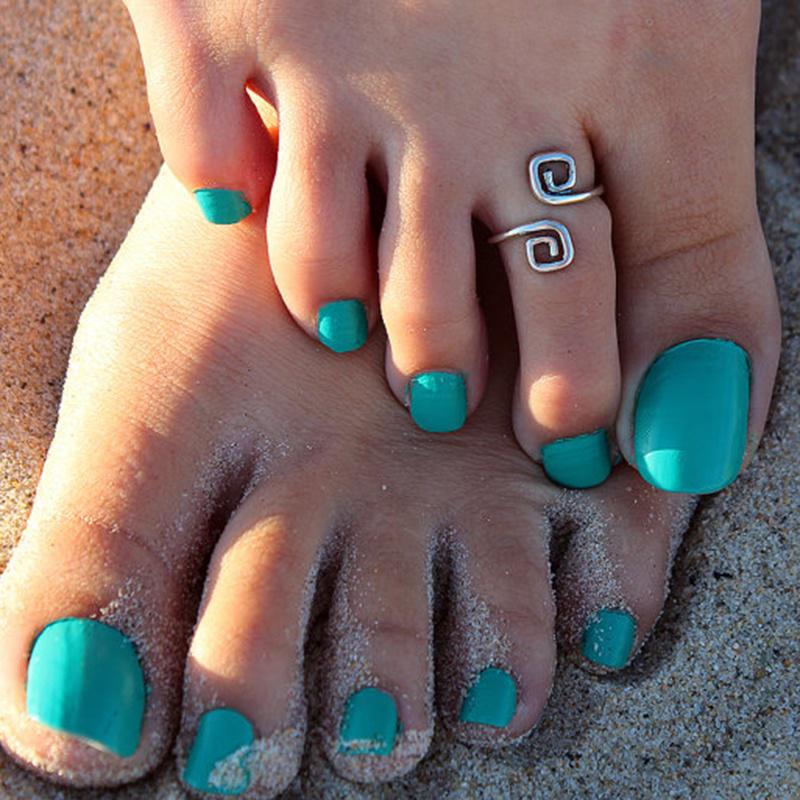 2PCS Fashion Simple Retro Crown Toe Ring for Women Fashion Europe Style Beach Foot Jewelry