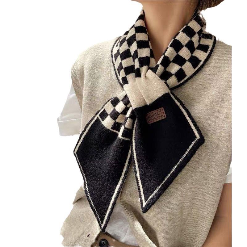 Checkerboard Cross Small Scarf for Women Korean Version  High End Warm and Versatile  Winter Fashionable Scarf Spring and Autumn Decorative Scarf