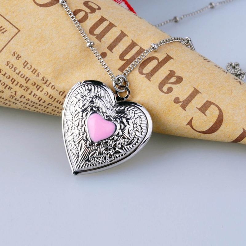 Edelstahl Halskette Herzförmiges Medaillon Anhänger Halskette Einzigartiger Stil Schlüsselbeinkette Accessoire für Anlässe