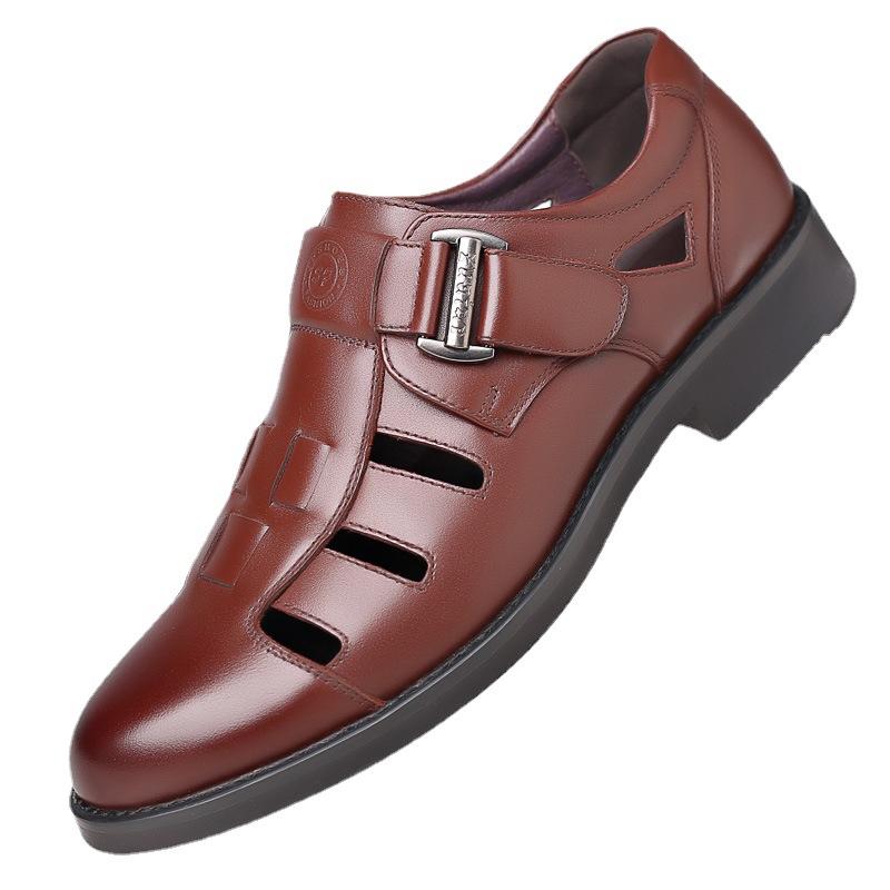2025 new men's sandals leather hole shoes beach shoes casual soft-soled shoes hollow breathable leather sandals