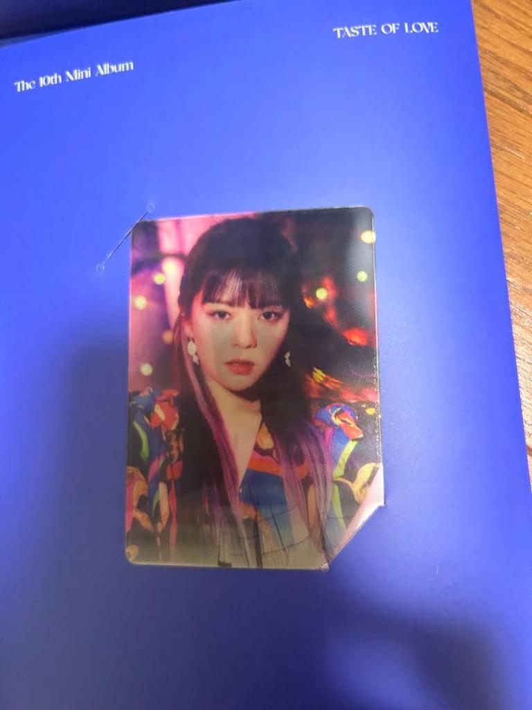 [USED] TWICE Taste of Love CD