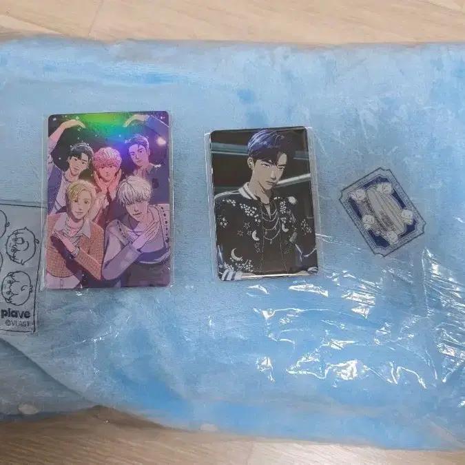 PLAVE Asia Tour Concert Gocheok Dome Blanket + PLAVE Zone Group photocard, sticker