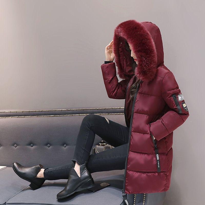 Hooded Women's Medium and Long Cotton Jacket, New Cotton-padded Clothes, Women's Slim and Thin Big Fur Collar Jacket, Down Cotton Clothes.