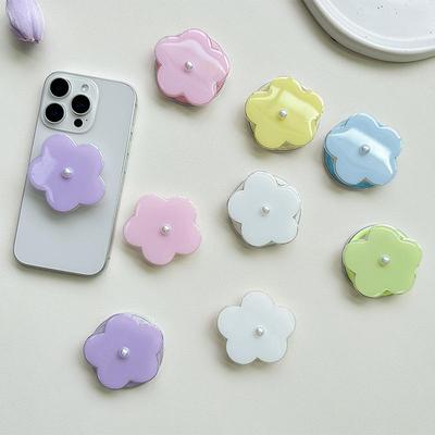 Magnetic Pearl Flower Phone Stand: Foldable, Retractable, and Simple Desktop Holder with Creative Airbag Ring Support.