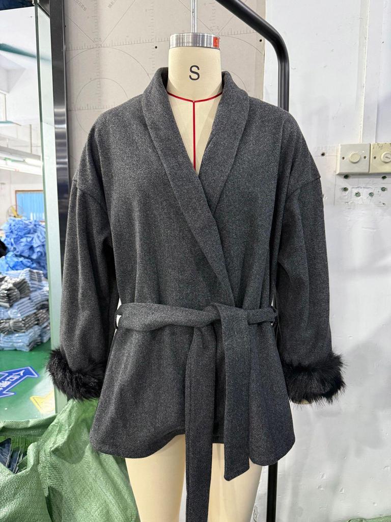 2025 A/W Women's French Tweed Short Coat with Fur Cuffs, V-neck, and Tie-waist - Solid Color.