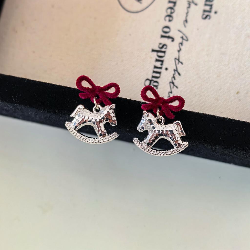 Light Luxury Shiny Zircon Horse Drop Earrings for Women Elegant Long Tassel Animal Horse Earrings Aesthetic Party Jewelry Gifts