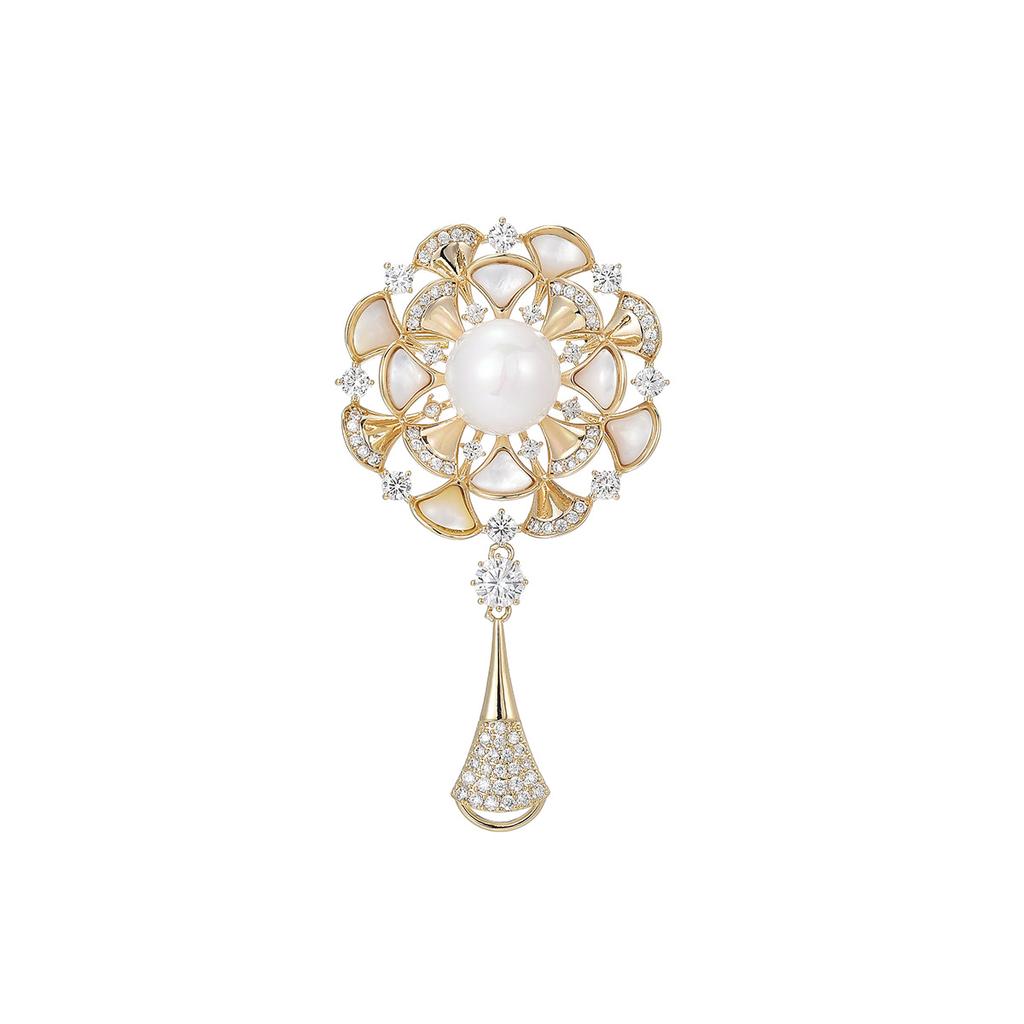 Luxury sparkling zircon small fragrant flower ball brooch autumn and winter blazer exquisite shell flower corsage
