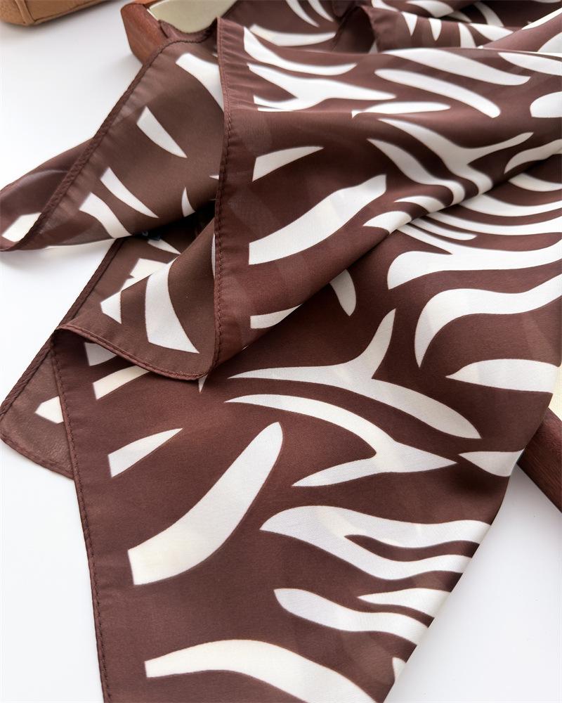 Luxury Brand Bohemian Print Square Scarf Elegant Ladies Soft Satin Shawl Stylish Women's Decorative Bandana