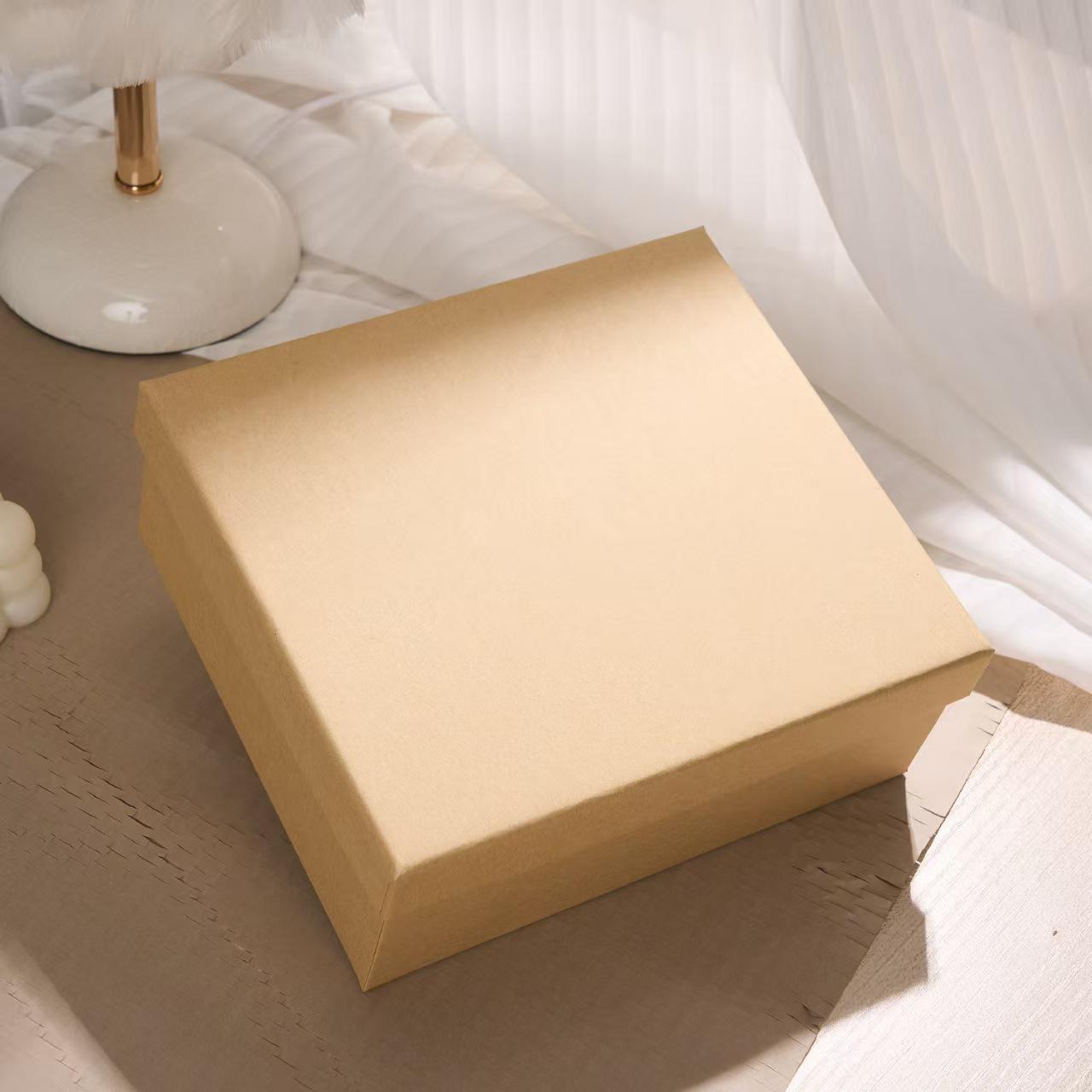 

Mid-Autumn Festival & Wedding Gift Box: Perfect for Birthdays, Bridesmaids & Souvenirs