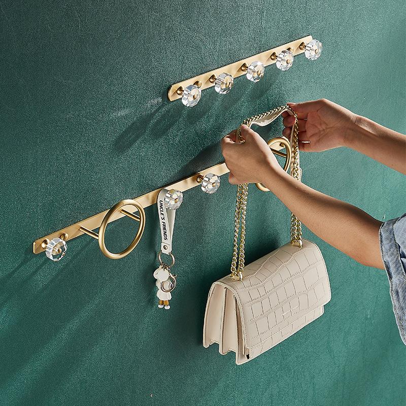 Tuqiu Robenhaken Handtuchhalter Gebürstetes Gold Kleiderhut Hakenleiste Robenhaken Badezimmer Messing Bad-Beschläge Set Küchenhaken