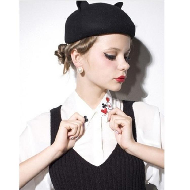 4Pieces Artistic Brooch Collection Poker Card Theme Stylish Suit Accessory Casual Brooches for Fashion Enthusiasts
