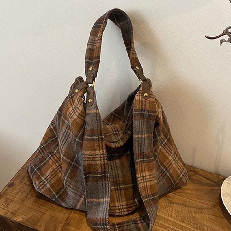 Woolen Plaid Bag Women's Large-capacity New Autumn and Winter Versatile Shoulder Messenger Bag Casual