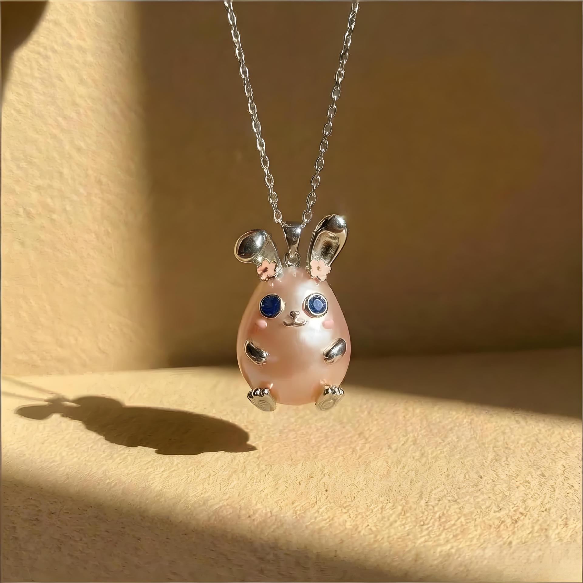 

Pink Rabbit Pearl Cherry Blossom Pendant Necklace Animal Shape Sweet Cute Niche Necklace Electroplating