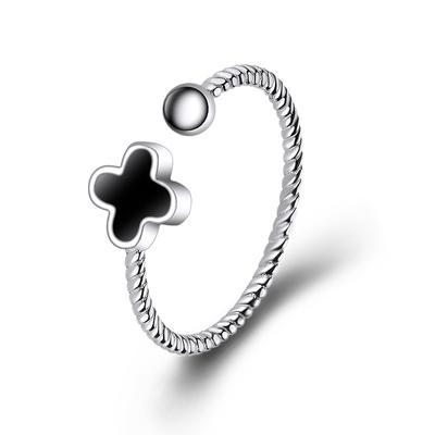 Small Clear Imitation Pure Silver Black Four-leaf Clover Ring for Women, Student Japanese and Korean Version Jewelry
