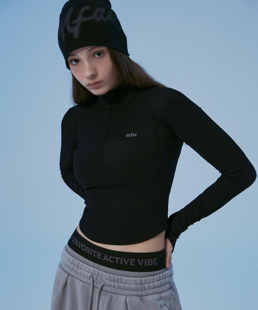 Empebeu Sync Flare Neck Half-Zip Black