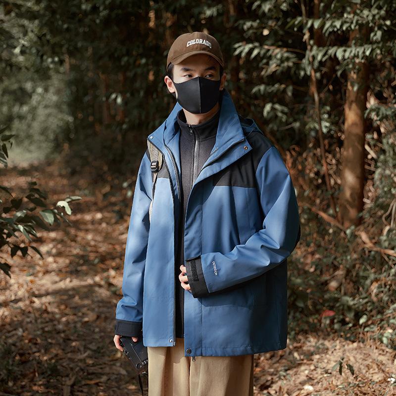 Herbst und Winter Neue Drei-in-Eins-Paare Abnehmbare Innenauskleidung Mit Kapuze Winddichte Bergsteigerbekleidung Warme Outdoor-Hardshelljacke