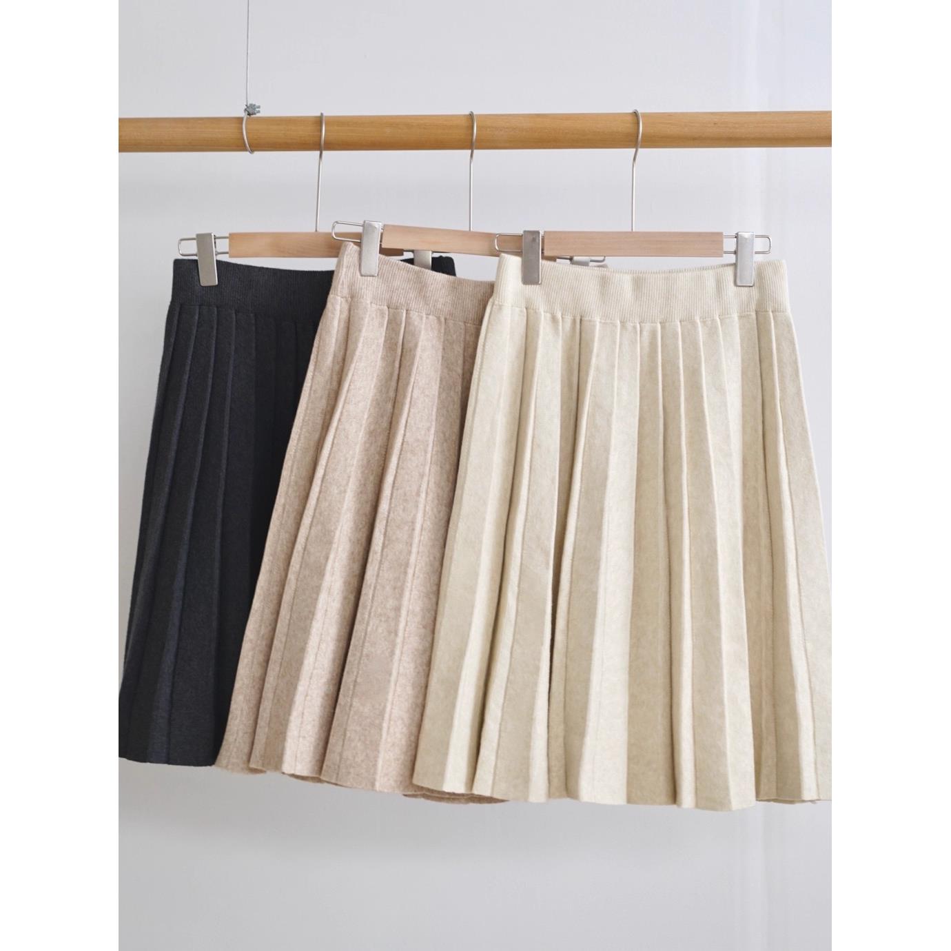 Pleated A-line High-Waist Woven Midi Skirt for Women - Autumn/Winter Slimming Bodycon. One Size