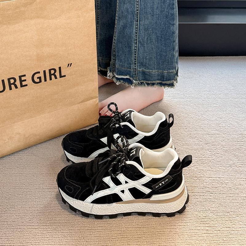 Thick-soled little dad shoes women's 2025 autumn new light luxury explosion casual fashion heightening sports little white shoes