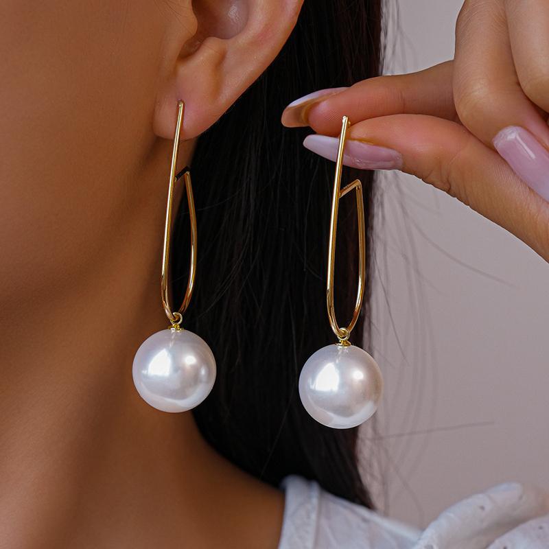 

New Arrival White Imitation Pearl Round Pendant Earrings for Women Minimalism Metal Line Temperament Earring Personality Zircon