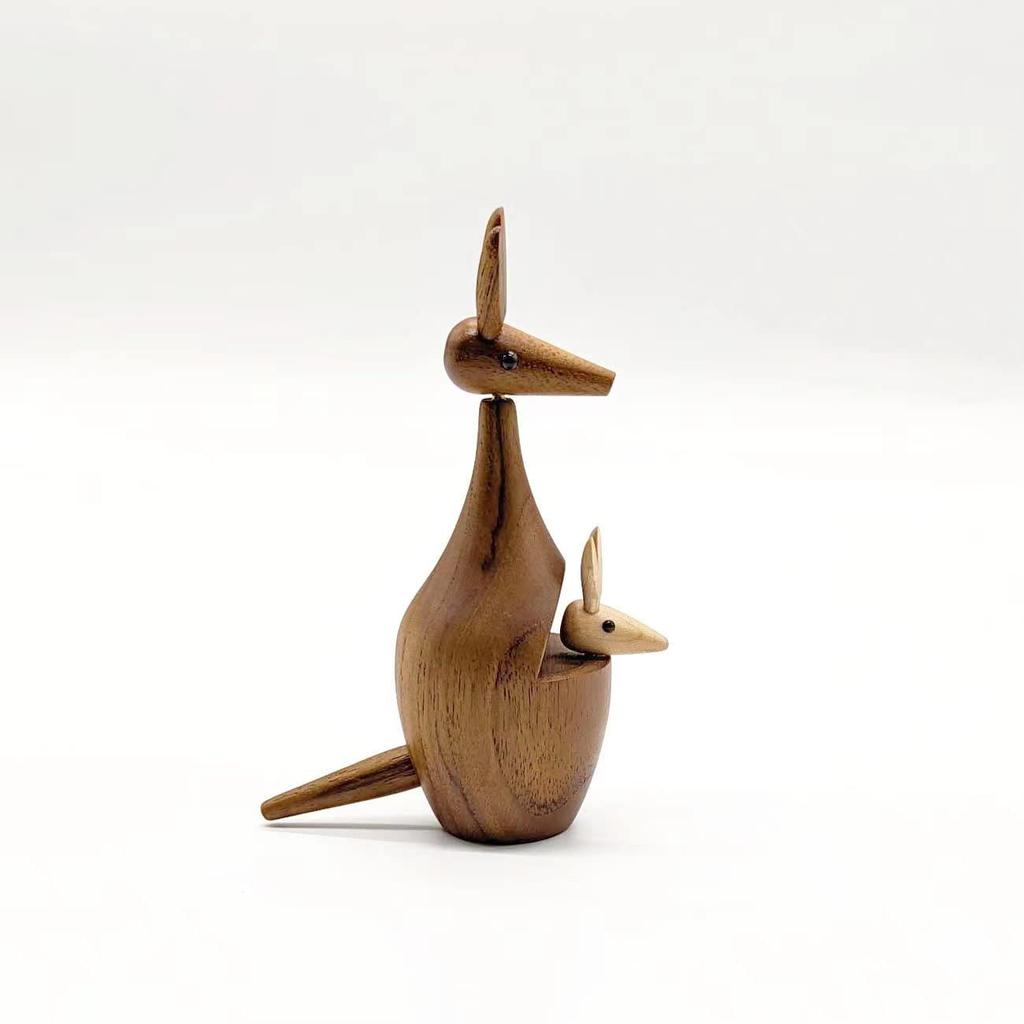 (hej!e) Royal Pet Kangaroo Wooden Figurine Ornament Nordic Decor Wood Animal Figure Kokeshi Doll Interior Doll Wall Decor