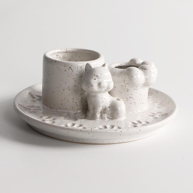 Nordic White Ceramic Incense Candle Holder - Minimalist Sage Dish for Atmosphere Decor.