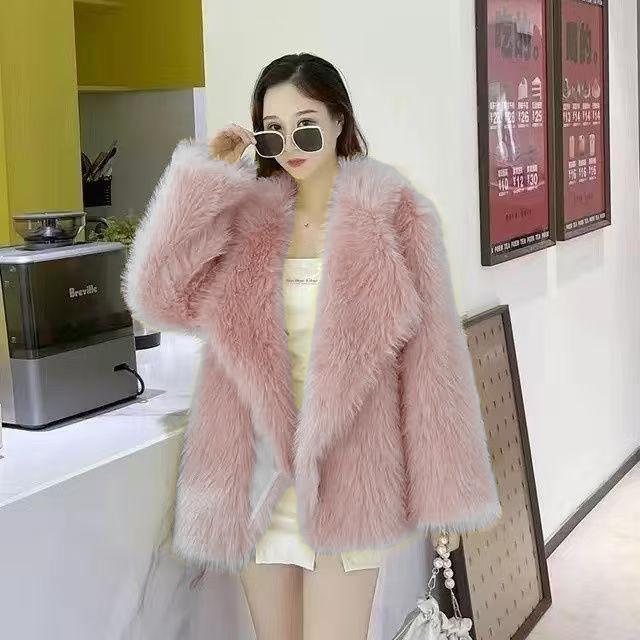 

Тока зимняя имитация лисьего меха средней длины и длинная утолщенная легкая искусственная шуба с меховым воротником женская S розовый