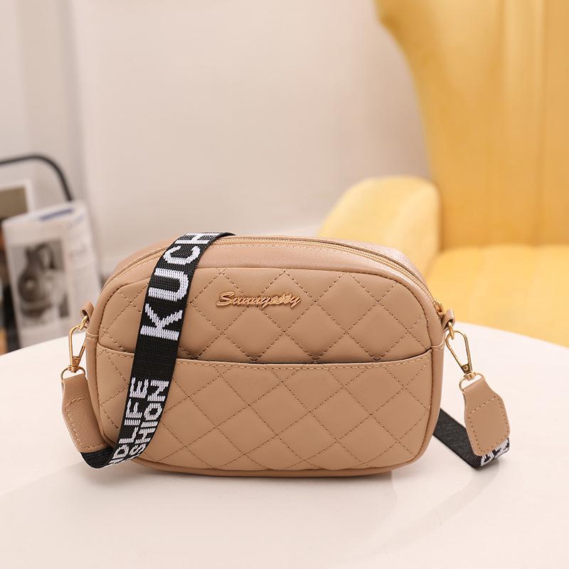 

Urban simple embroidery rhombus pillow bag letter wide shoulder strap crossbody small square bag new girls mobile phone small bag batch абрикосовий