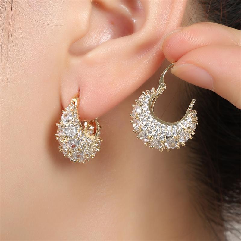 ZAKOL Sparkling Micropaved Zirconia Hoop Earrings Fashion Gold Color U-shaped Earring Party Zircon