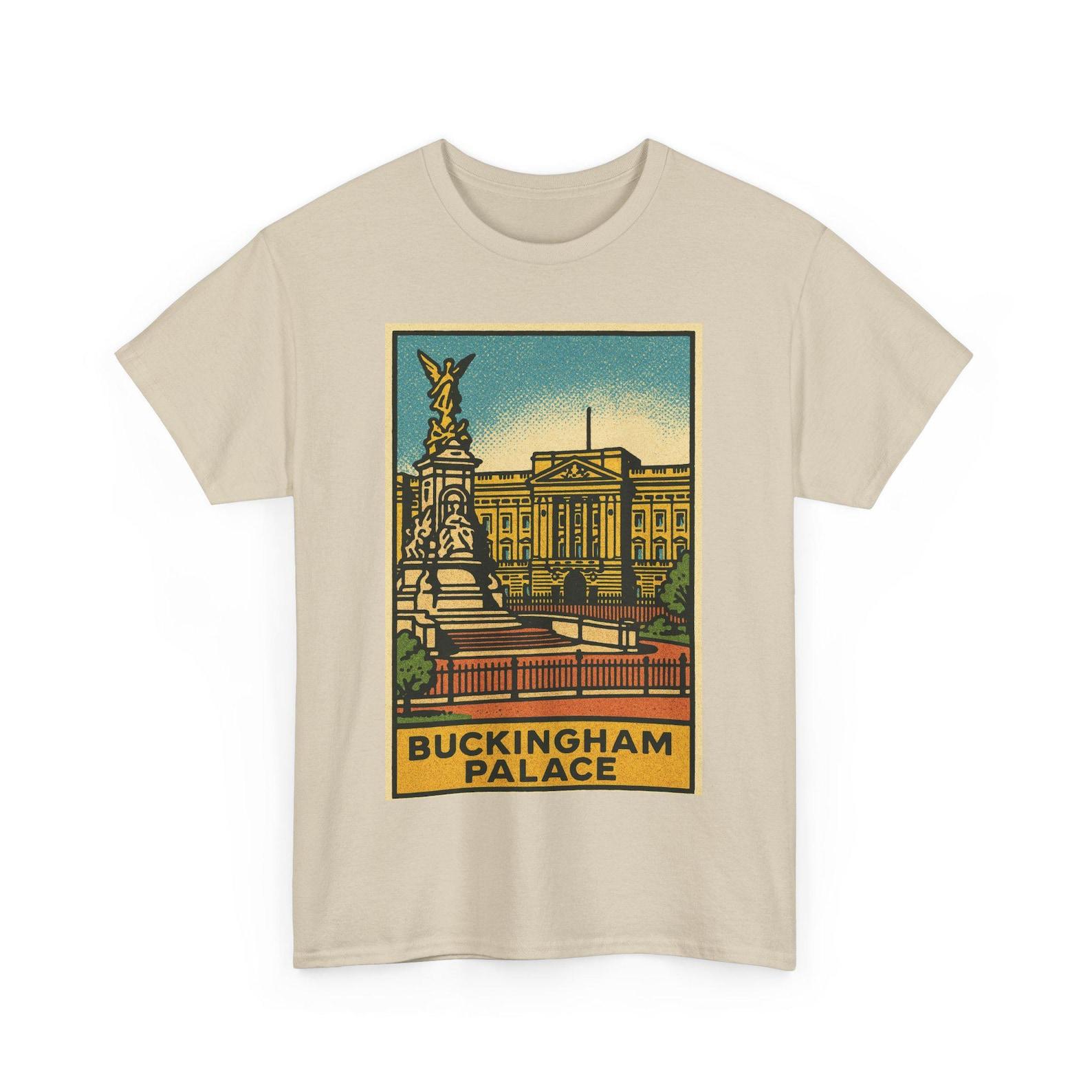 Buckingham Palace T-Shirt: Retro Comic London Souvenir Tee S