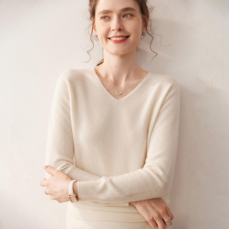 Women's Cashmere V-Neck Solid Color Soft Loose Sweater - Autumn/Winter New Arrivals