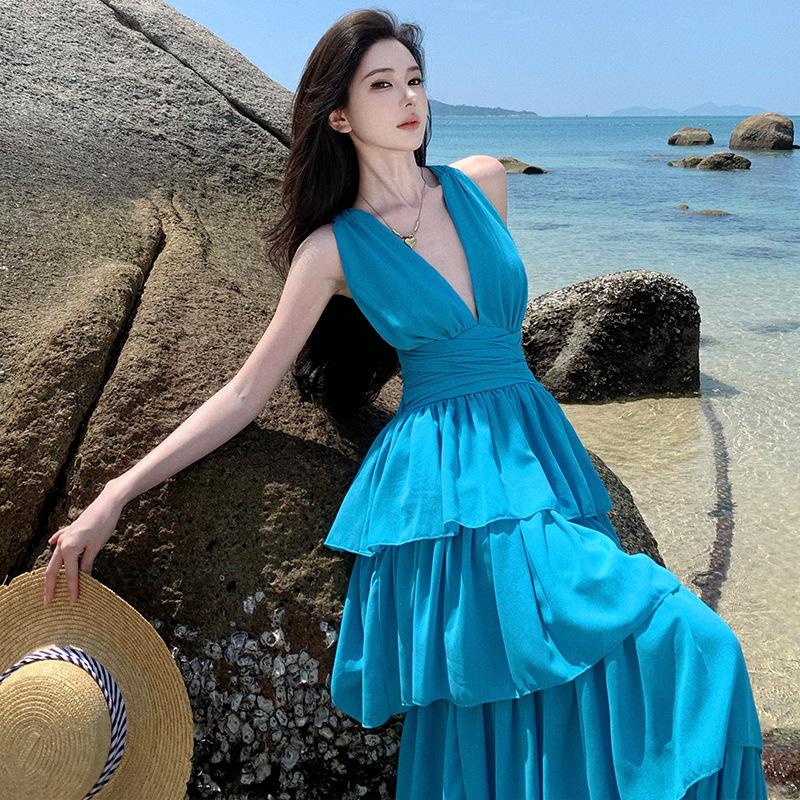 Sexy pure desire V-neck suspender sleeveless dress 2026 new thin backless straps Spice girl long dress cake dress