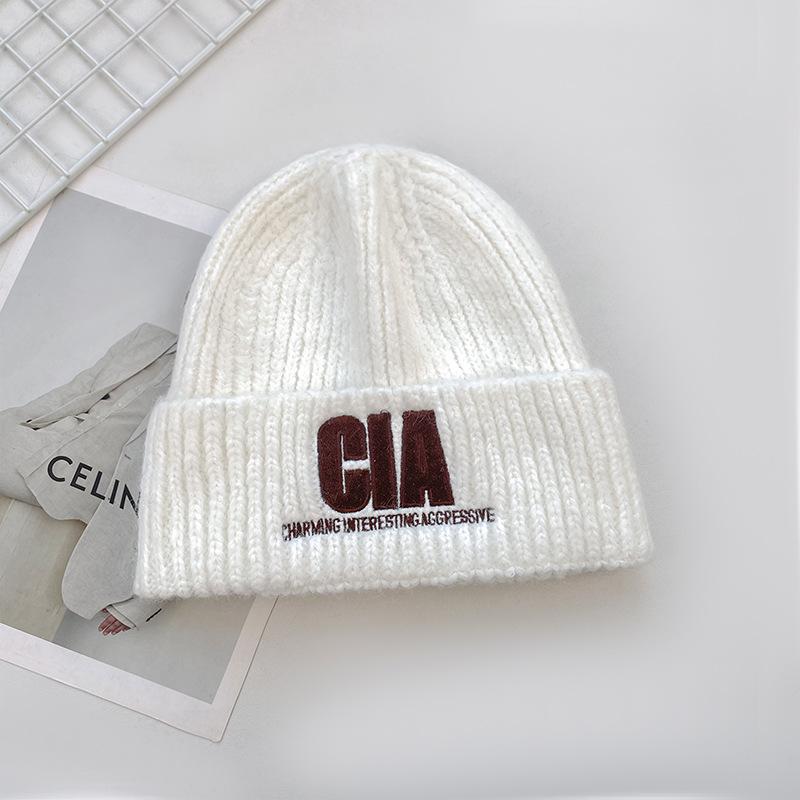 Letter Embroidered Woolen Hat for Men and Women in Fall and Winter Warm Ear Protecting Cap Versatile Face Showing Small Knitted Hat