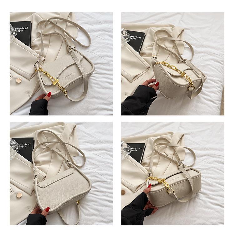 Korean Fashion Casual One Shoulder Small Bag for Women 2023 New Simple Small Square Bag with High Quality and Versatile Underarm Bag