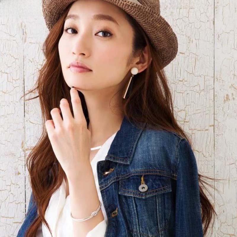 European & American Design Geometric Open Gold Knot Bracelet for Women