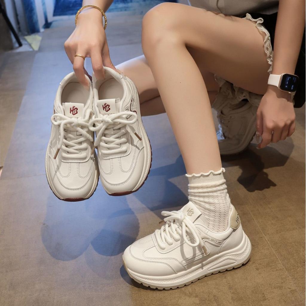 Little White Shoes Women's 2025 New Spring and Autumn Travel Flats Fashion Board Shoes Soft Sole Lightweight Sports Forrest Gump Shoes