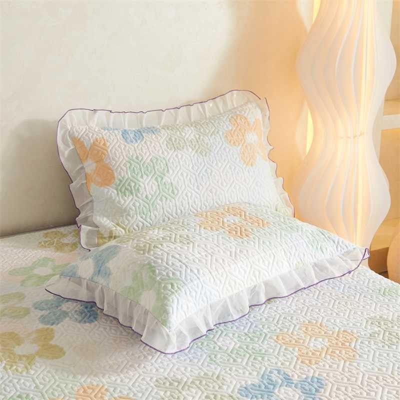 New Cotton Padded and Brushed Pillowcase with A Pair of 48cmx74cm Ruffled Edges and Thickened Four Season Pillowcases